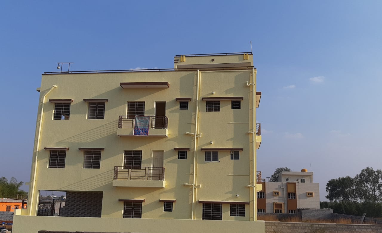 1550 Sqft North East Corner Apartment Sale Yadavagiri, Mysore