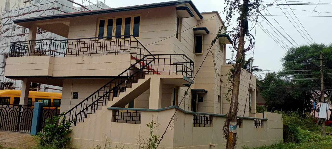 1400 Sqft South West Corner Residential House Sale Bogadi, Mysore