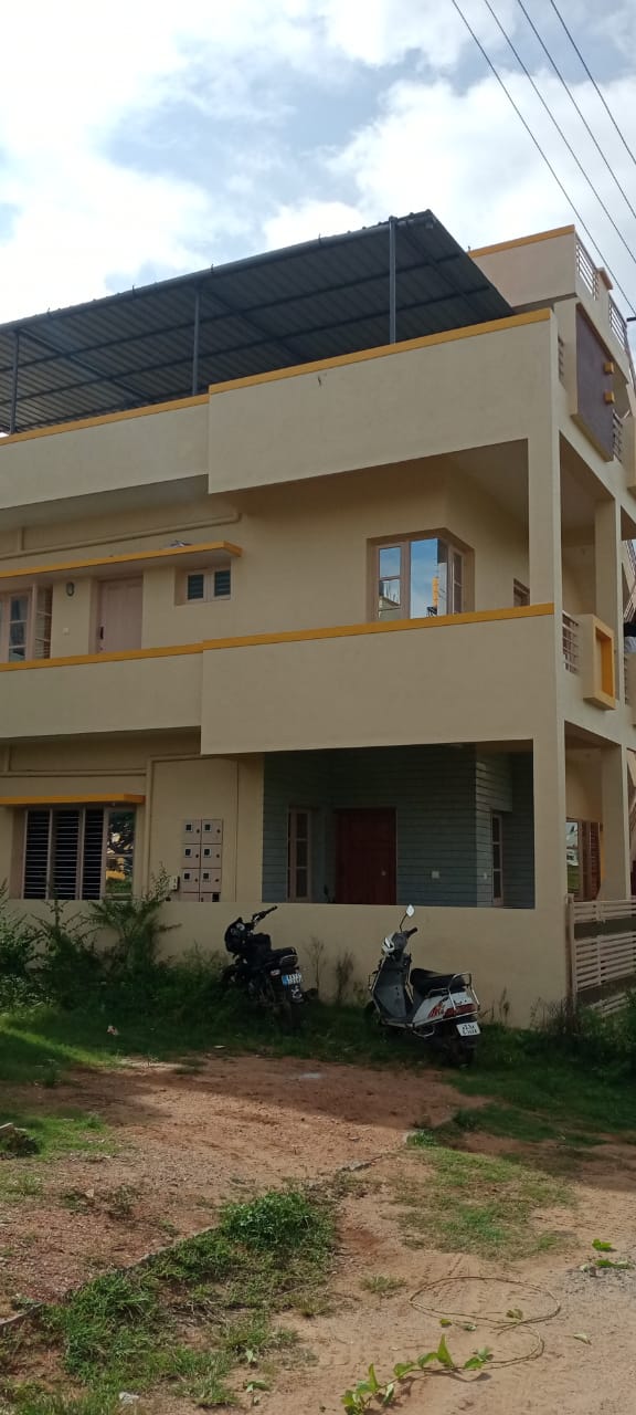 1200 Sqft West Face Residential House No Sale Vijayanagar,mysore