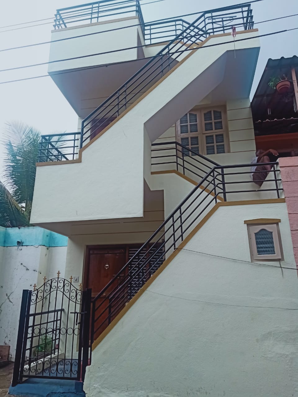2400 Sqft West Face Residential Duplex House Sale Vijayanagar, Mysore
