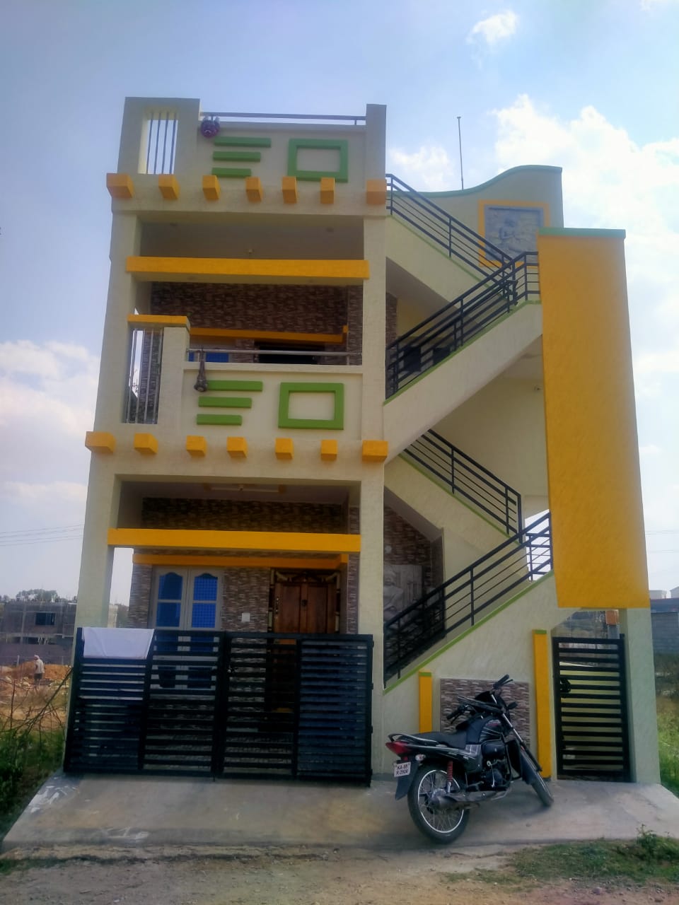 860 Sqft North Face Residential House Sale Near Vidya Vikas College, Mysore