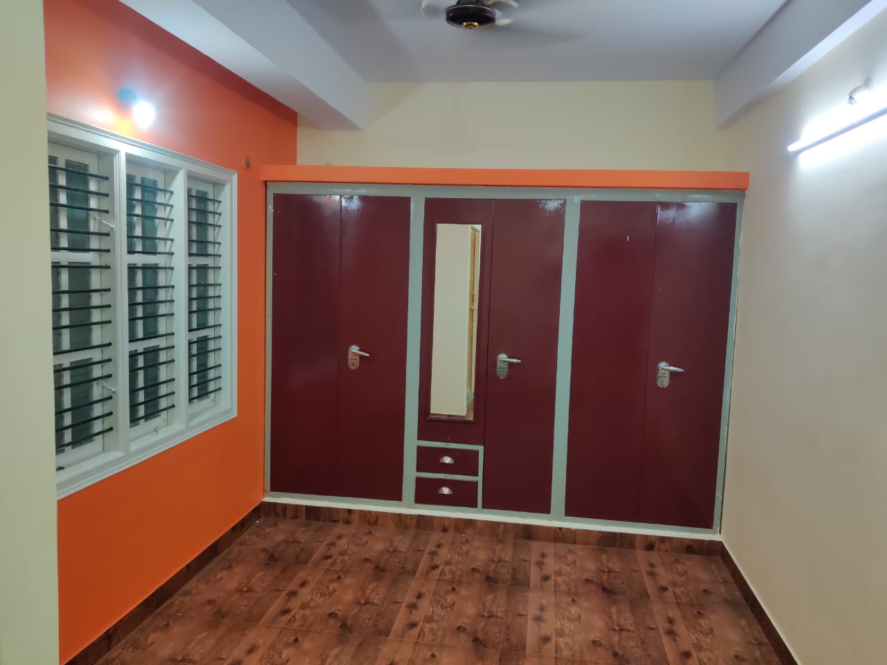 1500 Sqft East Face Residential House Sale Vijayanagar, Mysore