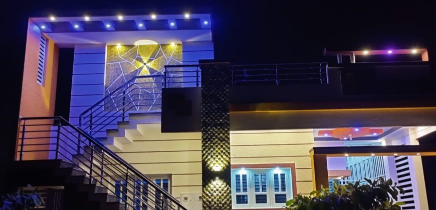 1200 Sqft South East Corner Residential House Sale Shanthaveri Gopal Gowda Nagar, Mysore