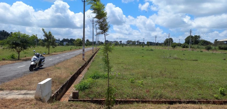 1500 Sqft South East Corner Residential Site Sale HD Kote Road, Mysore