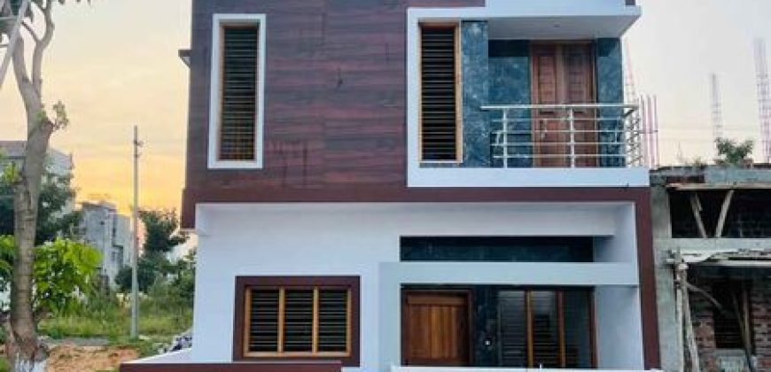 600 Sqft East Face Residential Duplex House Sale JSS Layout, Mysore