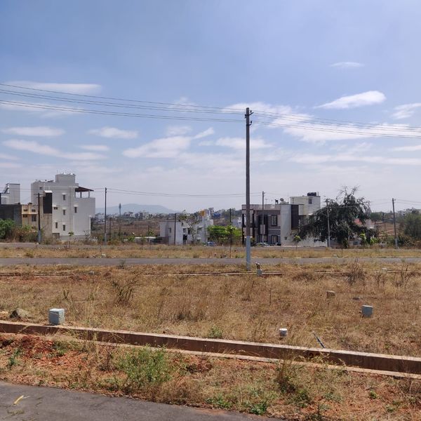 600 Sqft East Face Residential Site Sale Vijayanagar, Mysore