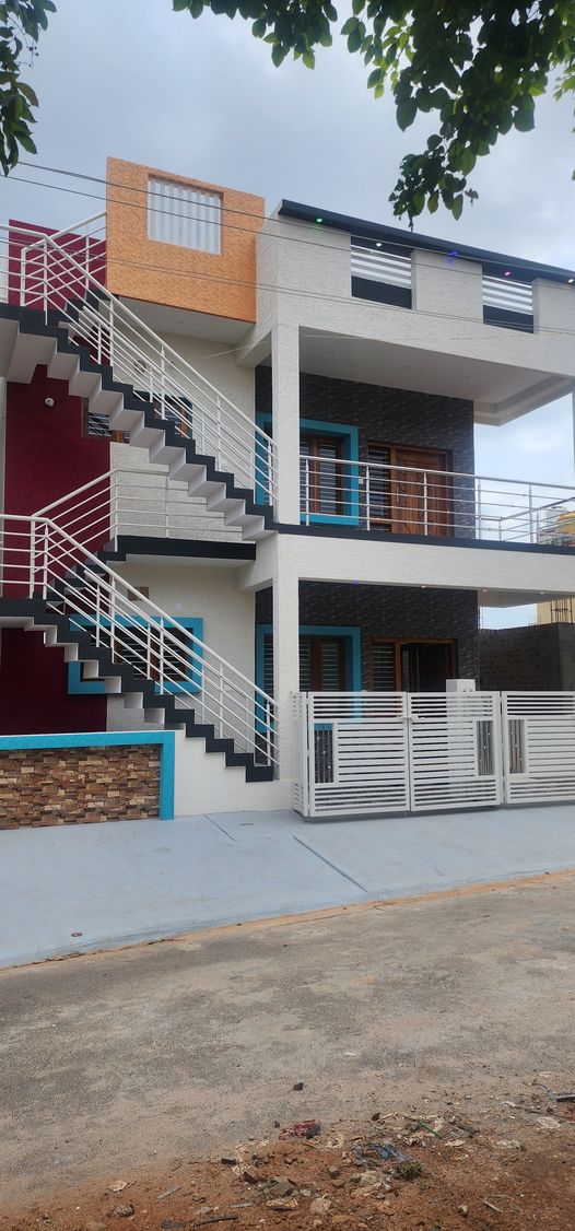 1200 Sqft Residential House Sale University Layout, Mysore